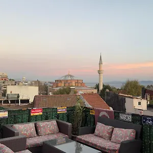 Apartament Life, Stambuł